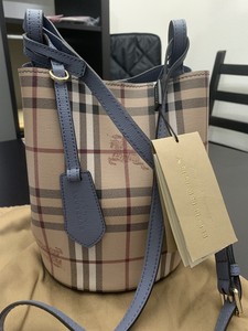 burberry sling