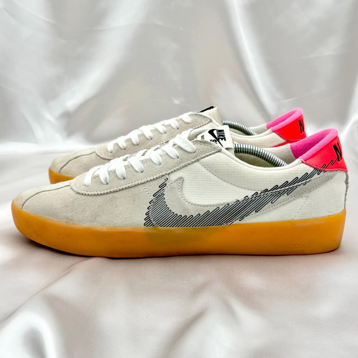 Preços baixos em Nike Bruin React T SB Rawdacious - Summit White