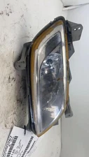 Used Driving Light fits: 2013 Hyundai Veloster Fog-Driving bumper mounted Grade