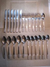 Mid Century Customcraft Stainless Fleur De Lis Flatware Silverware Set 24 Pieces