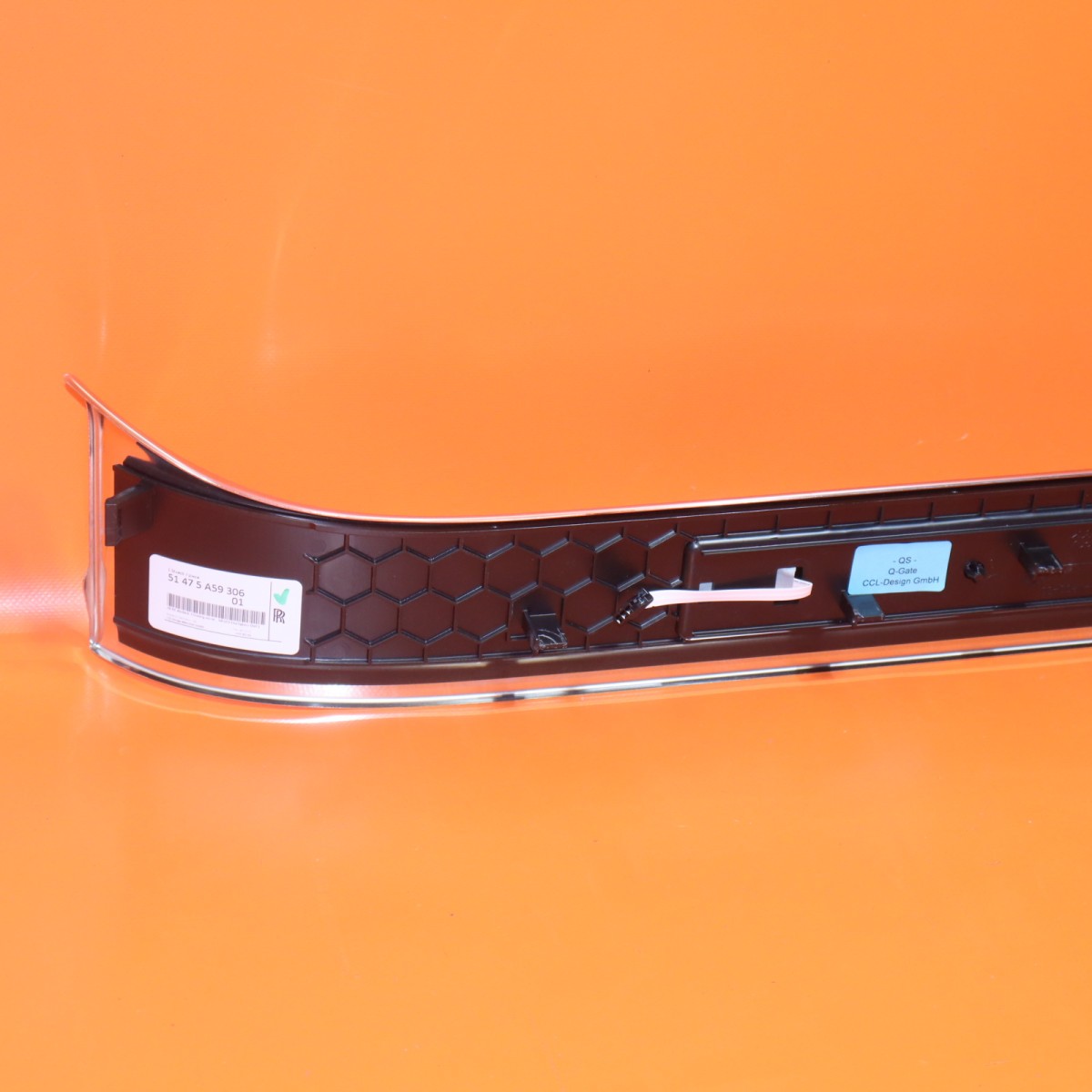 ROLLS ROYCE CULLINAN ENTRANCE COVER RIGHT FRONT 2023 2024 2025 51475A59306 OEM