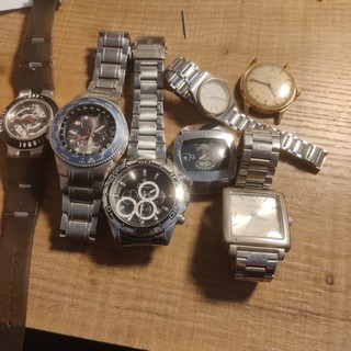lot de montre non testé fond de tiroir