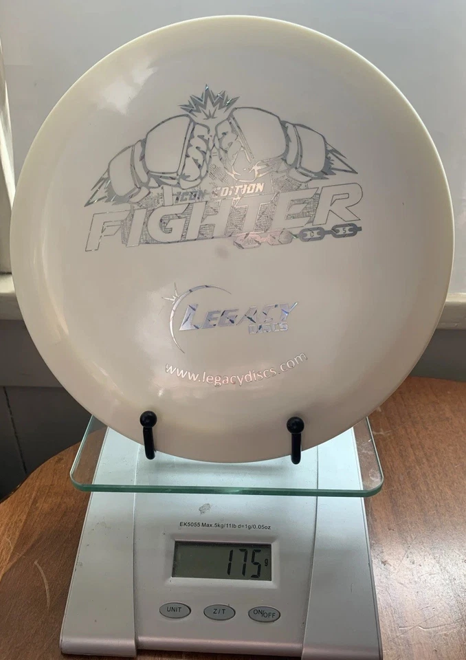 Legacy Discs Icon Edition Fighter White With Silver Foil 175 Grams - Image 3 of 4