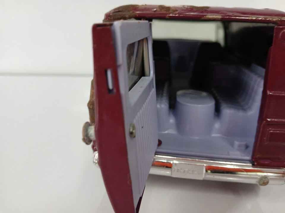 Furgoneta Ertl 1970 ventana burbuja borgoña puesta de sol Foto 4 de 4
