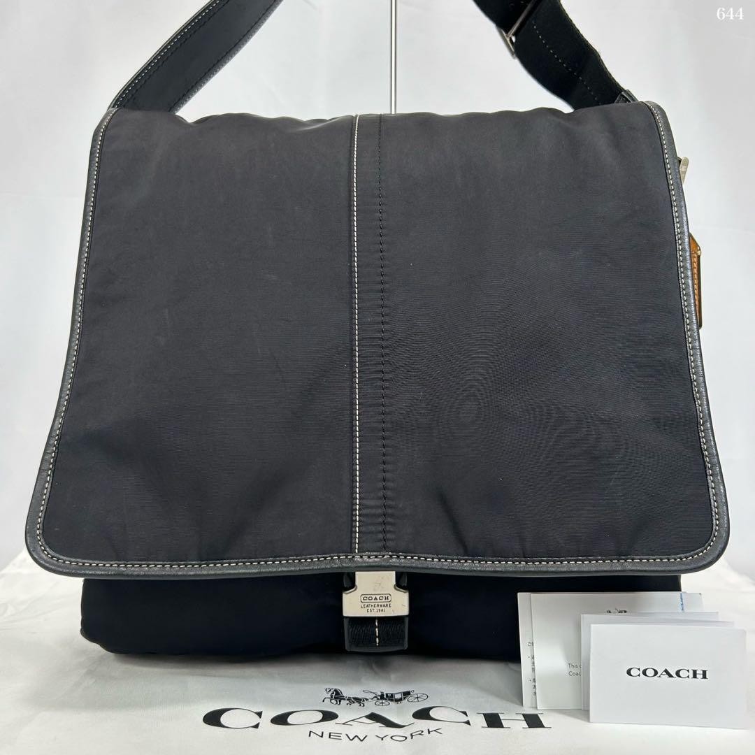 Coach 05300 Leather & Nylon Shoulder Messenger Bag - Excellent Condition