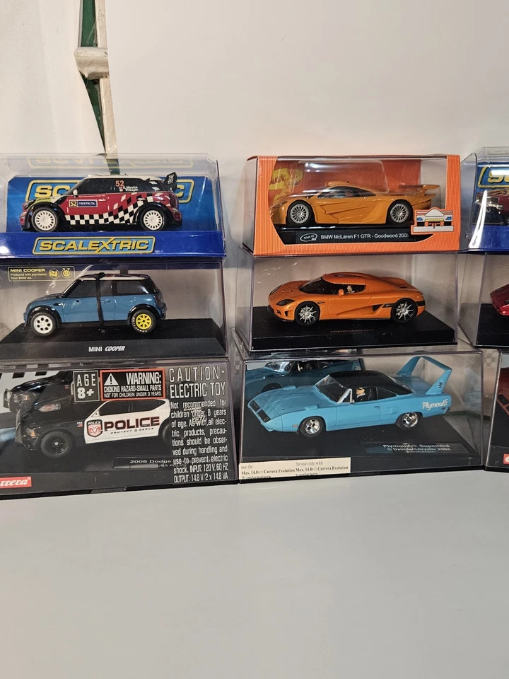 Scalextric Slot Cars Lote Mixto de 28 Coches Nuevos y Usados 1/32  Foto 2 de 4