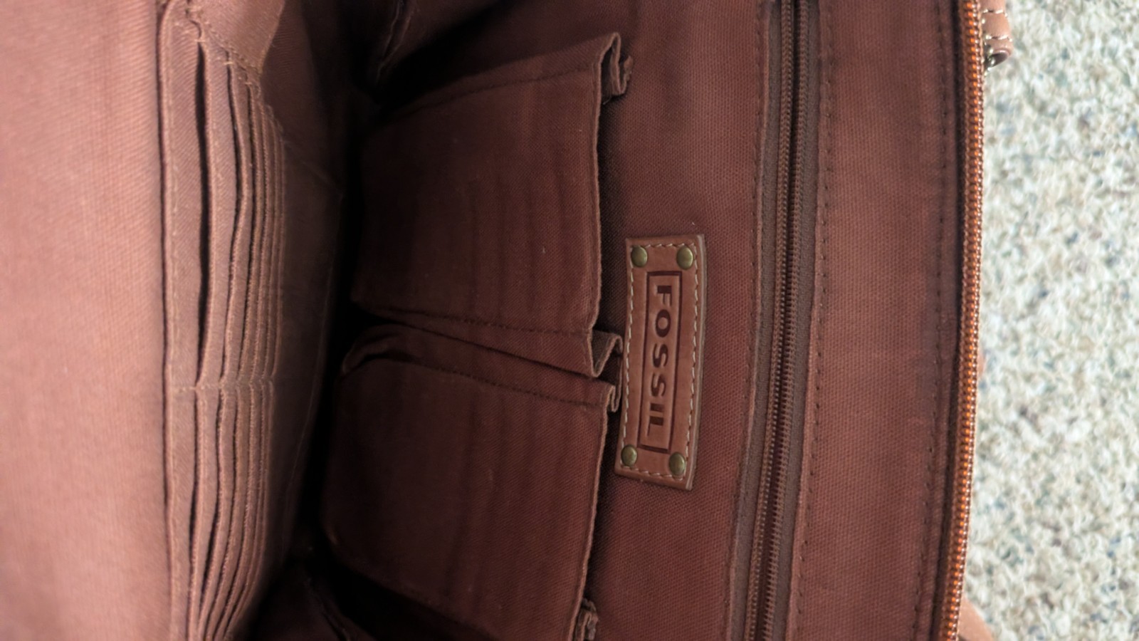 Fossil Multipocket Hand Bag - image 4