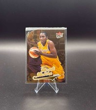 2004 Fleer Ultra WNBA - Mwadi Mabika #35 Gold Medallion