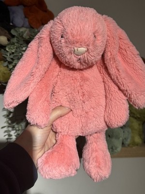 Jellycat London Medium Coral Bashful Bunny seltenes Stofftier im Ruhestand