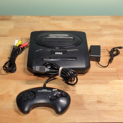 CLEAN SEGA Genesis Console MK-1631 W/AV, Power And OEM Sega Controller