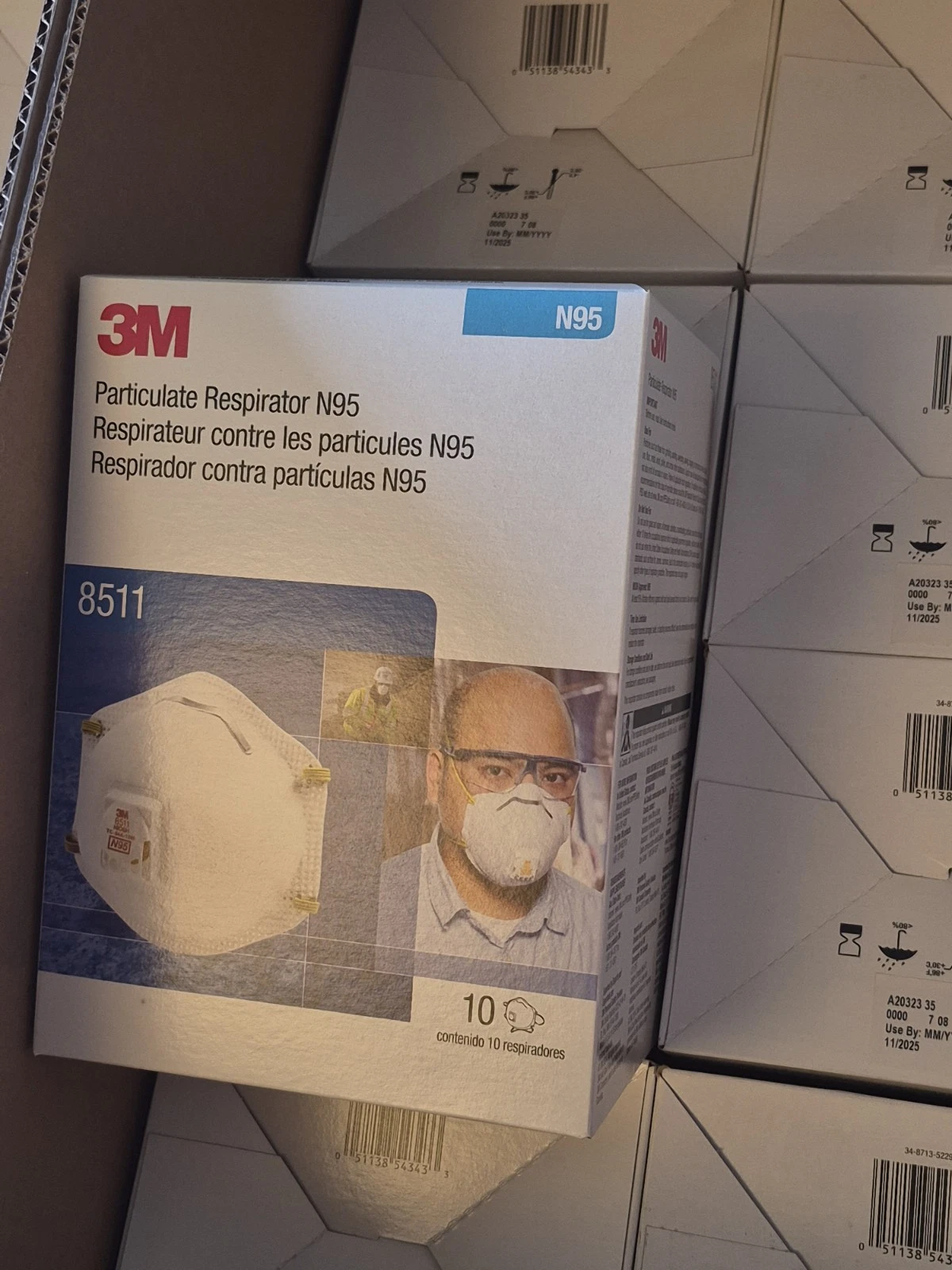 3M 8511 N95 Particulate Respirator Face Mask - Case of 80 Masks - EXP 11/25 New
Opens in a new windo
