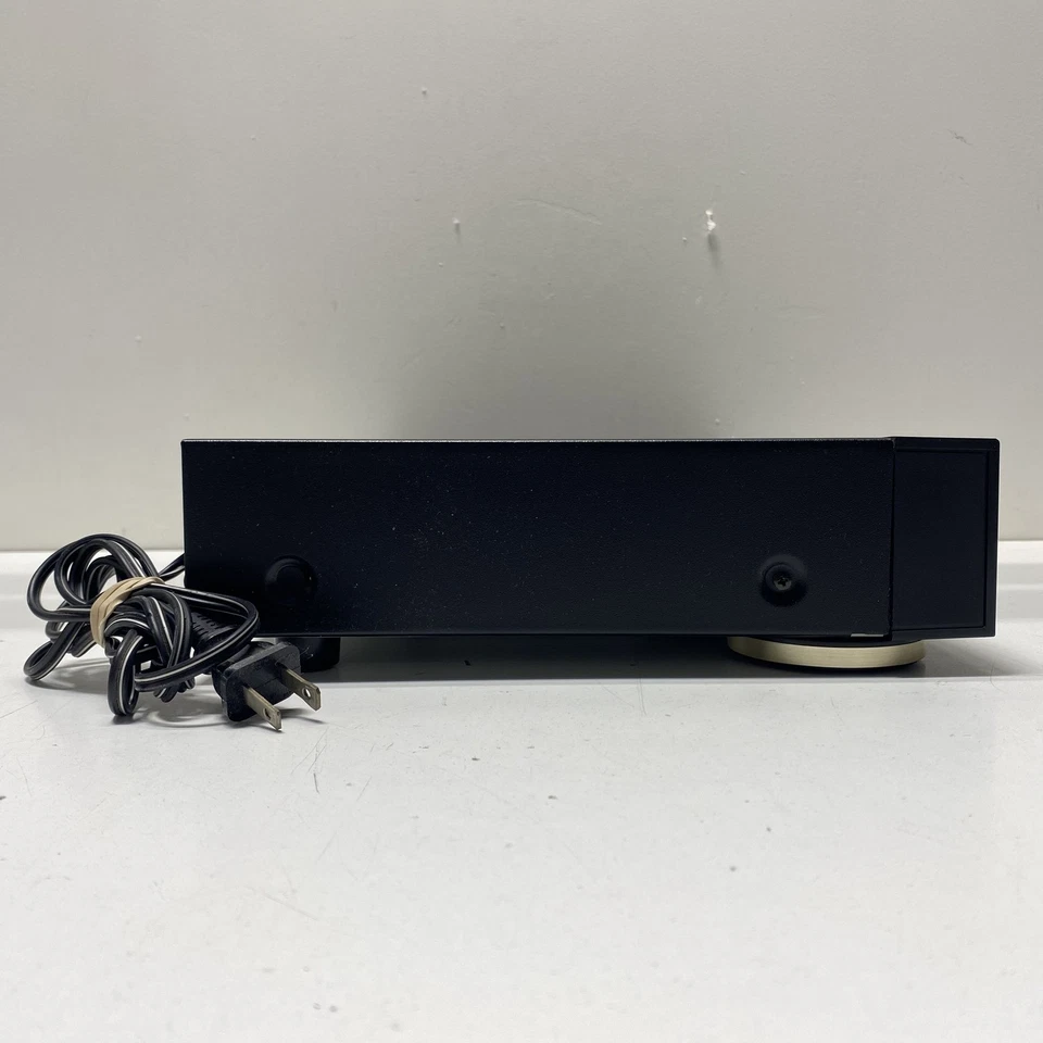 Receptor estéreo Fisher FM-9535 Foto 3 de 4