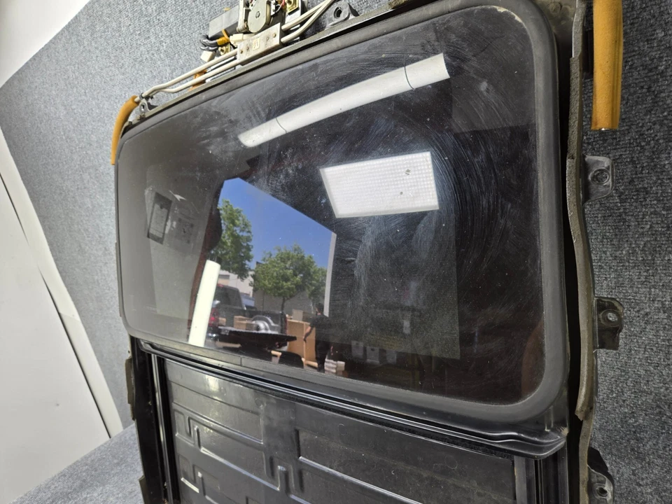 techo corredizo techo corredizo ventana vidrio pista motor lexus 1992-2000 sc400 sc300 fabricante de equipos originales Foto 2 de 4