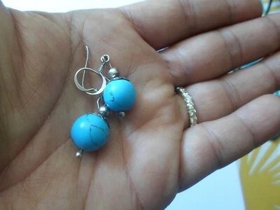 boucles d'oreilles en argent massif, pendantes, perles de turquoises - Photo 1/4