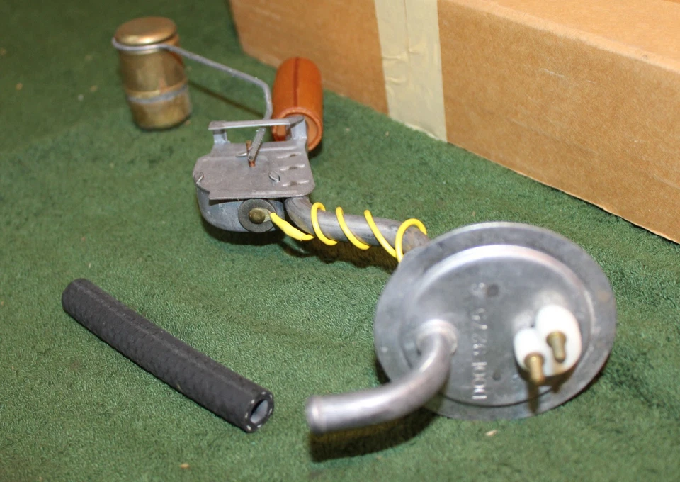 Ford Ranchero GT 66-69 1966-1971 Falcon Wagon nuevo tanque de combustible calibre unidad de envío Foto 4 de 4