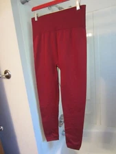 NWOT women's active wear fleece lined leggings DBCP Size M redish burgundy