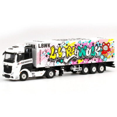 Mini GT 1/64 Mercedes-Benz Actros w/LBWK Kuma Graffiti 40 Ft 
