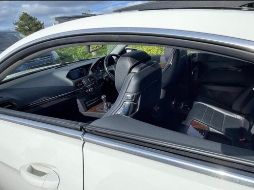 MERCEDES E CLASS E250 CDI Coupe - 2.1 litre twin turbo 2011 - PENDING COLLECTION - Picture 4 of 24