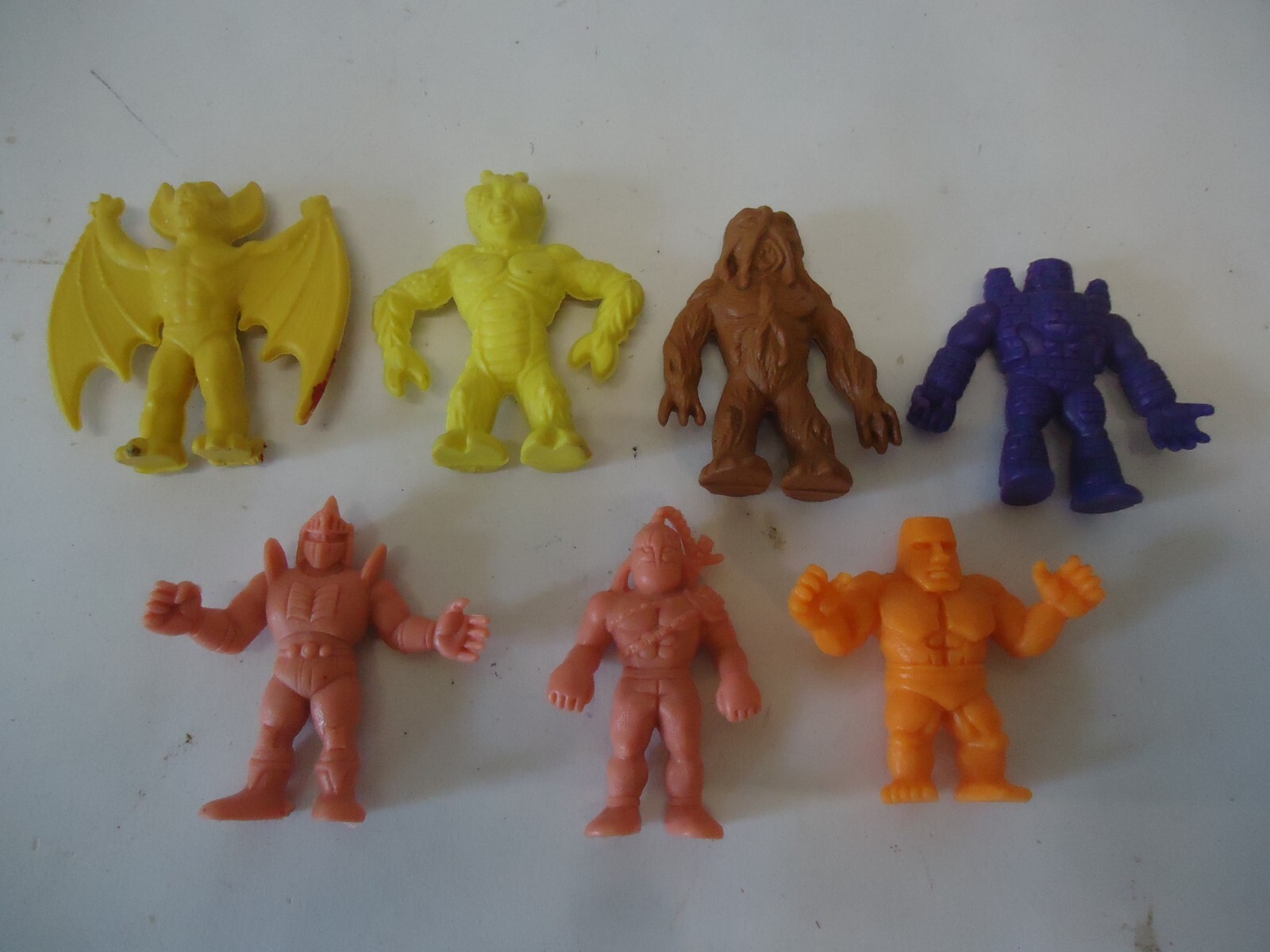 Lot Muscle Erasers