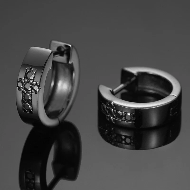 Pendientes tipo argolla de diamantes negros creados de corte redondo de 2 quilates para hombre enchapados en negro de plata de 14 k Foto 2 de 4