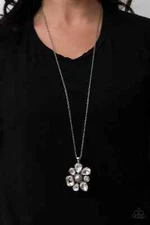 Paparazzi Jewelry Accessories - BLOOM Shaka-Laka - Silver Necklace - Vintage