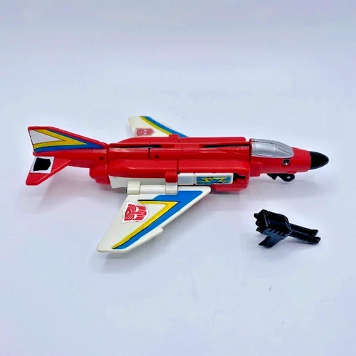 1986 Transformer FireFlight G1 100% Compete - Autobot - Hasbro