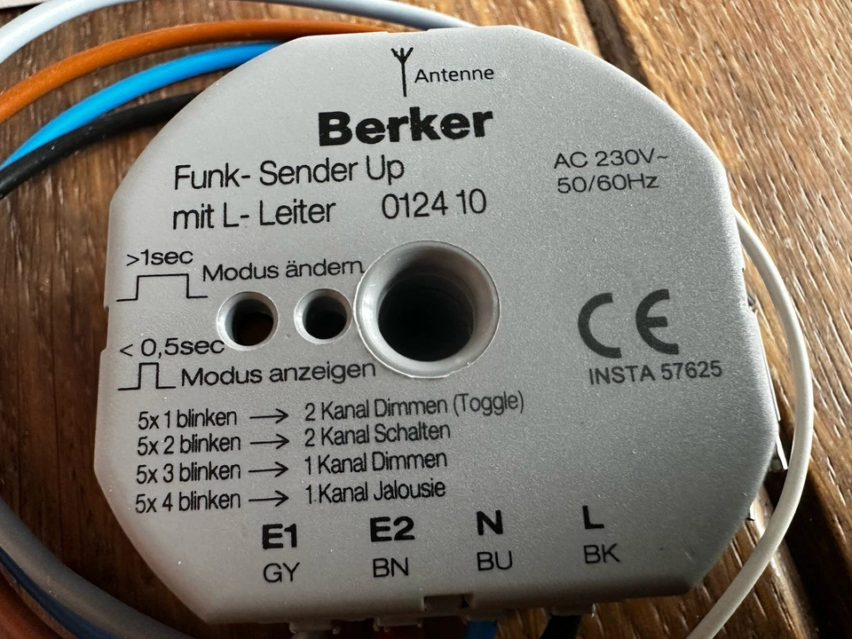 Berker Funk Sender Up 124 10 Gira und Jung kompatibel *1 - Bild 2 von 4