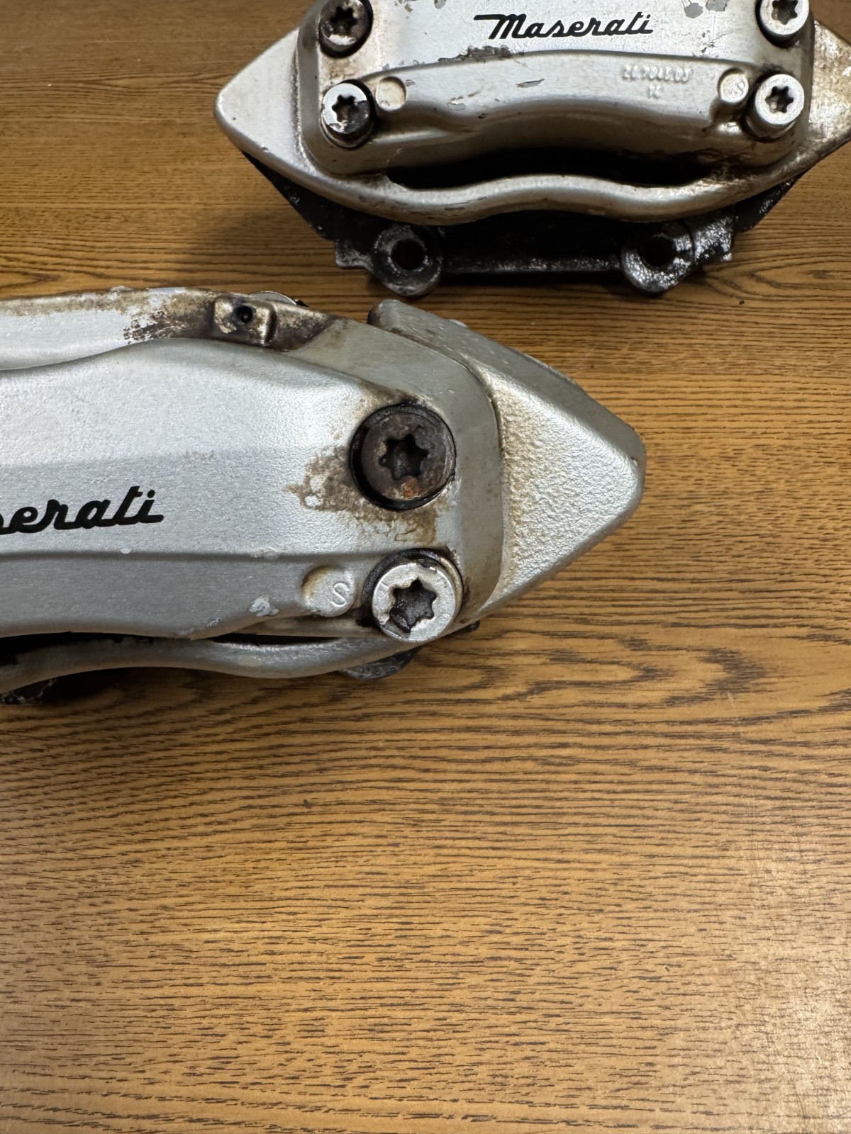 04-08 Maserati Quattroporte  Left & Right Front Brake Caliper Calipers Pair  57K