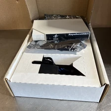 Inside Out Networks AnywhereUSB/5 USB-Over-Ethernet Hub Nos Surplus