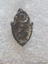 Remembrance First Holy Communion Jesus Child Medal Sacred Heart Antique Pin Vtg