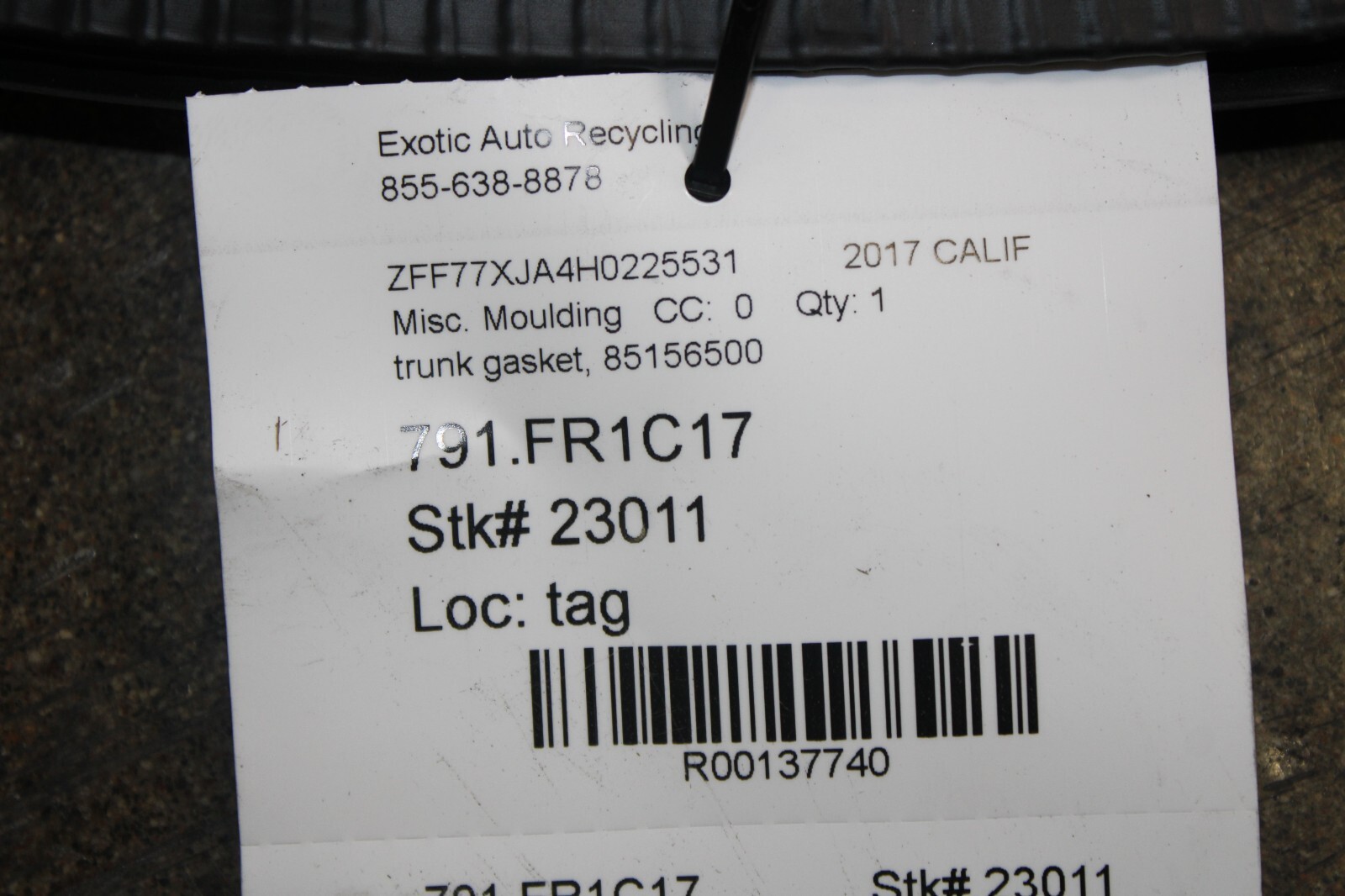Ferrari California T, Trunk Rubber Weather Strip Molding, Used, P/N 85156500