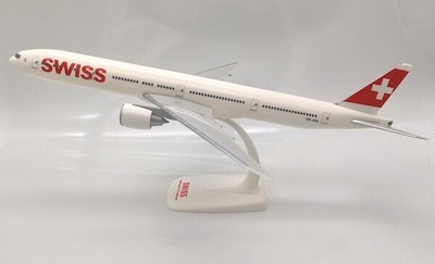 PPC 223830 1:200 Boeing 777-300ER Swiss HB-JNA Plastic Push-Fit