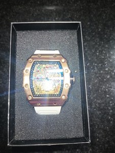 Men and Women Watch
