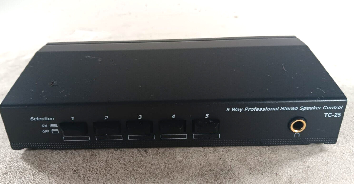 Technolink TC-25  5-Way Stereo Speaker Selector with Headphone Jack