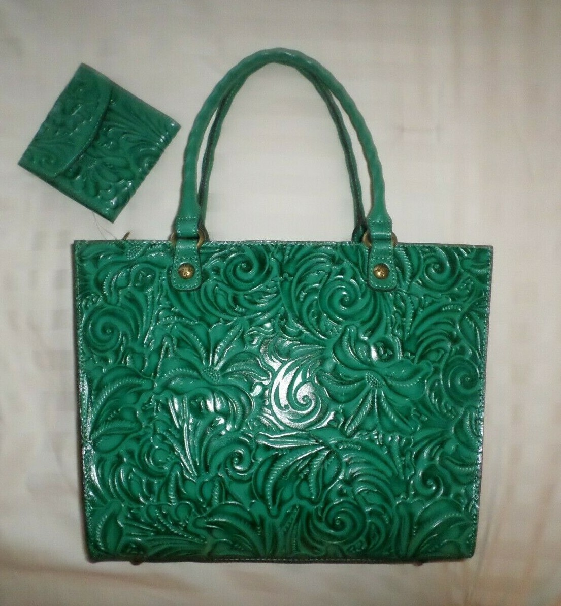 NWT Patricia Nash Zancona Tote & Reiti Wallet Bundle in Soft Green Tooled Leather  