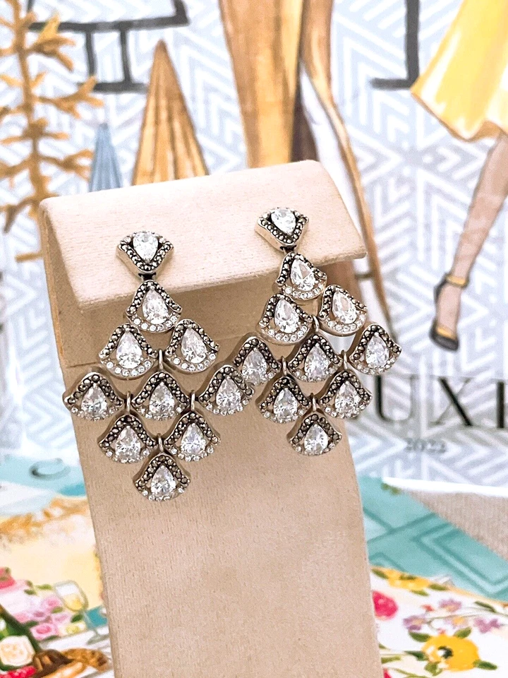 Pendientes de araña Judith Jack, cristales de Swarovski y plata de ley, nuevos con etiquetas $225 Foto 3 de 4