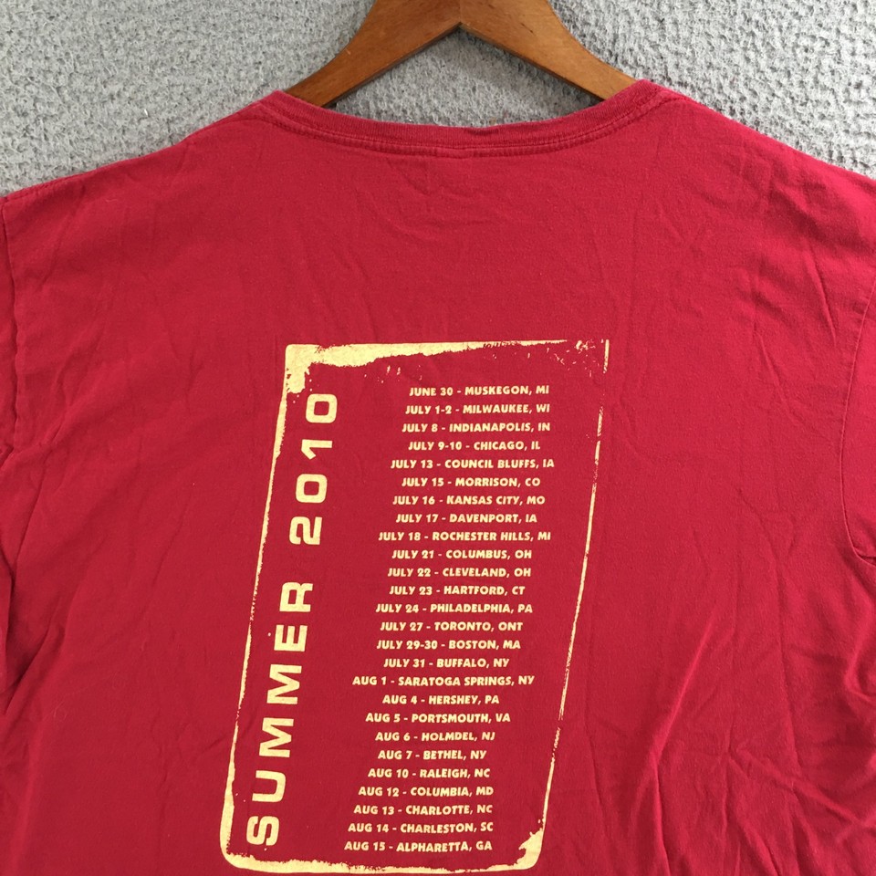 Gildan Tee T-Shirt Mens L Band Tour Summer 2010 Lion Graphic Short ...