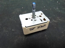 Samsung Electric Range NE59J7630SS Surface Element Control Switch DG44-01009A