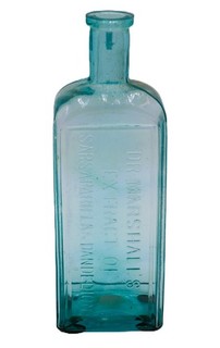 ANTIQUE DR. MARSHALL'S EXTRACT OF SARSAPARILLA & DANDELION BOTTLE