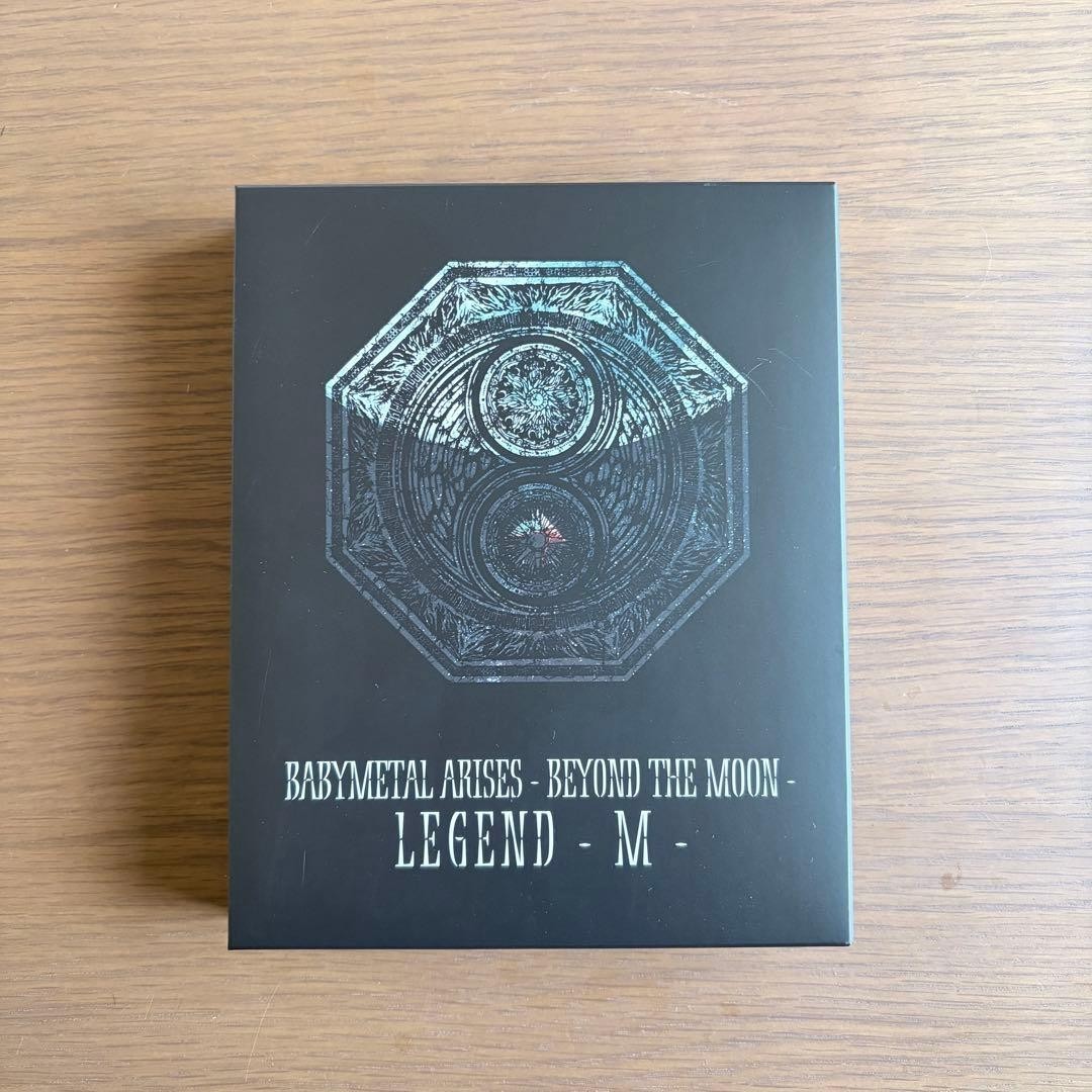 BABYMETAL ARISES BEYOND THE MOON LEGEND M REISSUED EDITION Blu-ray 
