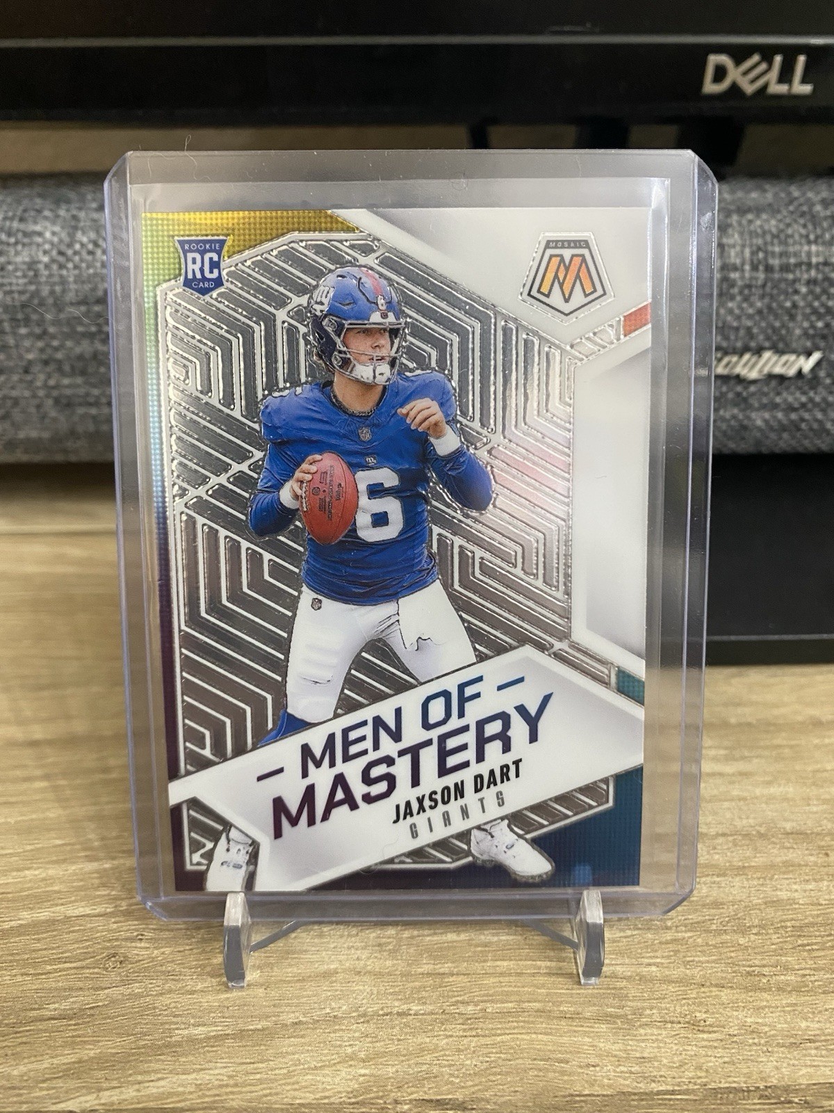 JAXSON DART 2025 MOSAIC MEN OF MASTERY ROOKIE SILVER PRIZM GIANTS RC Q4407