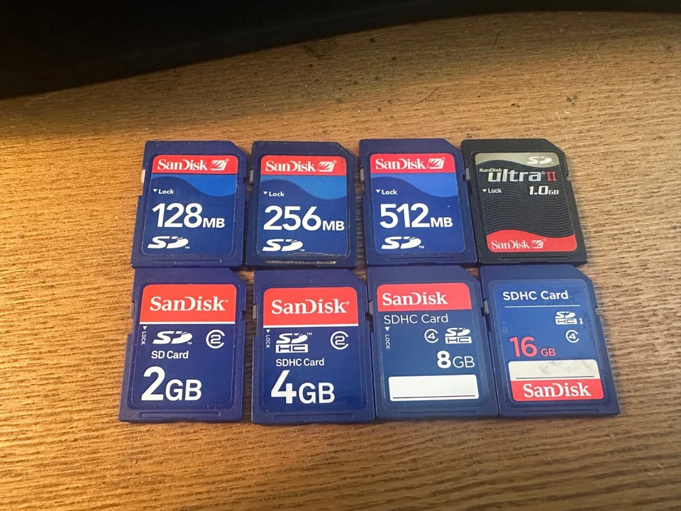 SanDisk 128MB 256MB 512MB 1GB 2GB 4GB 8GB 16GB SD Camera Memory Card & Adapter - image 1 of 1