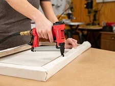 Oil-Free Pneumatic Staple Gun Stapler Wood Upholstery Carpet Fits 1/4” , 5/16”