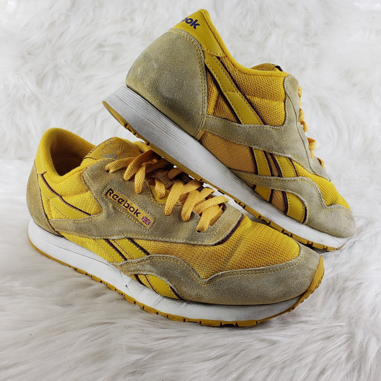 REEBOK CLASSIC Yellow Casual Sneakers Mens Size US 10.5 EUR 44