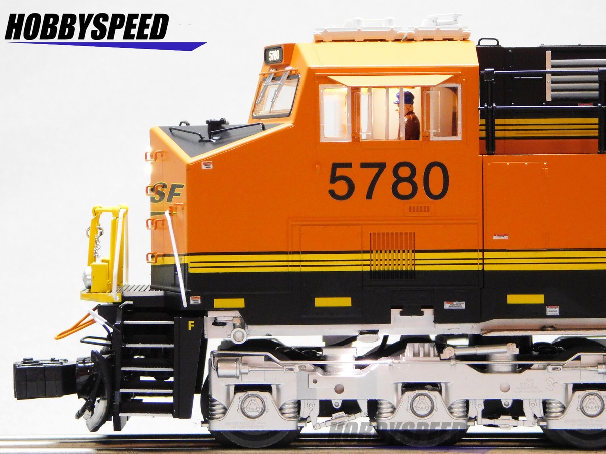 LIONEL #2433421 BNSF LEGACY ES44 POWERED DIESEL for sale