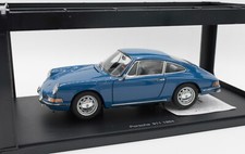 AUTOART 1:18 - PORSCHE 911 - 901 coupe 1964 - (RARE). As new