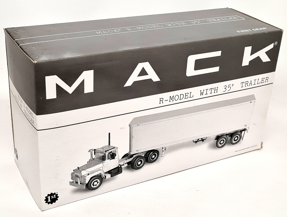 ダイキャストプロモーション　Mack R Model 1966 Mack R Series Red & Blue Diecast Model Truck | IXO Models