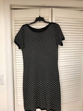 Calvin Klein Sweater Dress Size M Gray & Black Patterned Short Sleeve EUC!