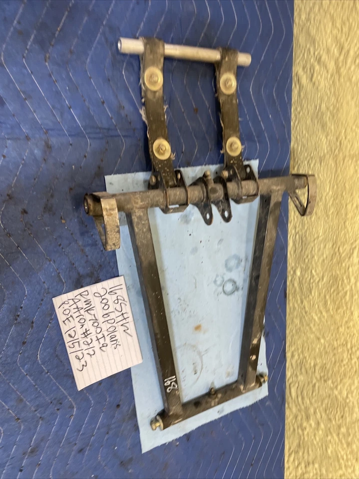 2006 Polaris Rmk 700 Front Torque Arm Suspension Arm 168 - Image 2 of 4