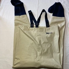 Drake Waterfowl Systems Medium Waders GA600-KH Hunting Fishing Shellfish